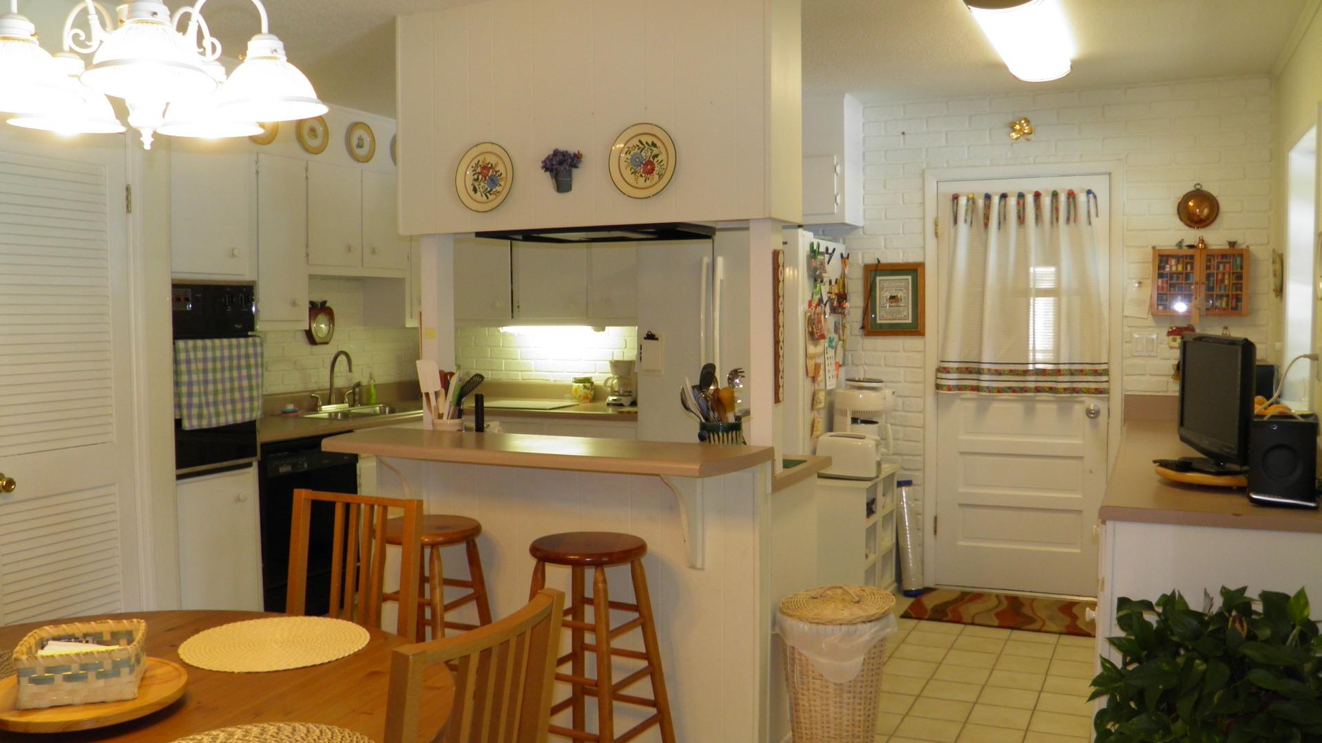 414 Paradise Road Niceville, FL 32578 - Photo 8 of 21 Gallery Image 8