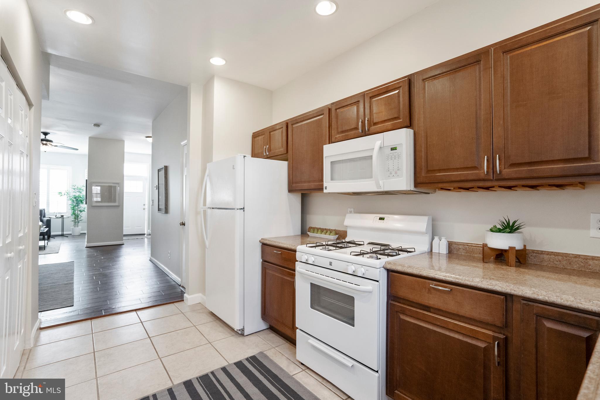 427 R Street Northwest Washington, DC 20001 - Photo 18 of 39