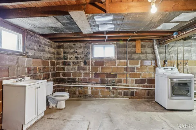 $200,000 | 418 South Cedar Street, Trenton, IL 62293