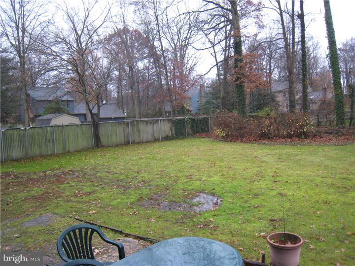 25 Doncaster Road Cherry Hill, NJ 08003 - Photo 13 of 14 Back Yard