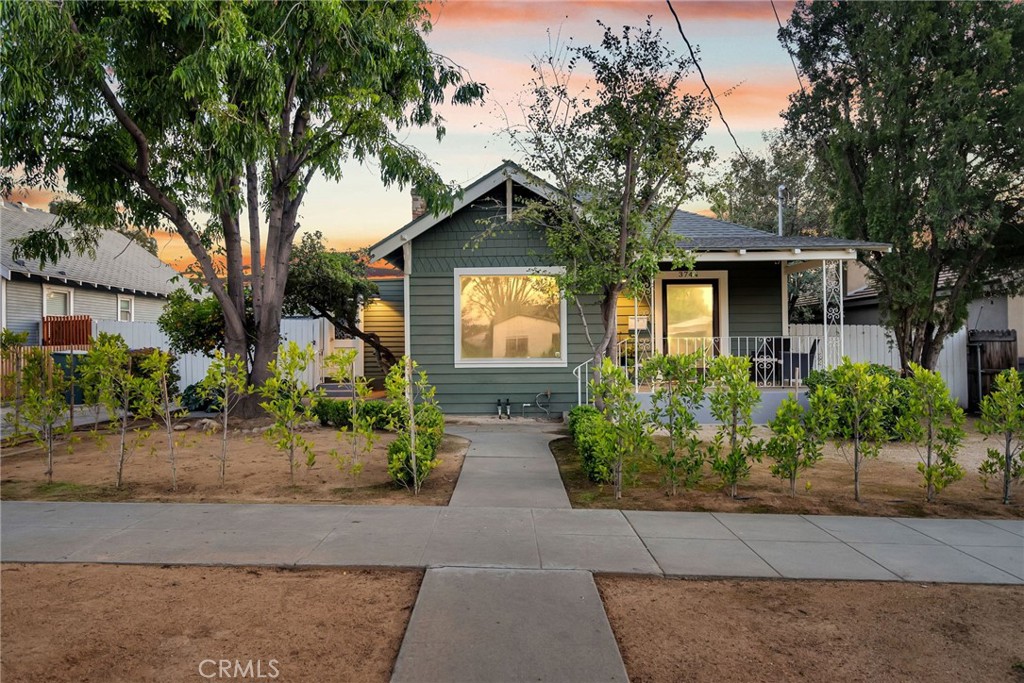 3744 Stoddard Avenue Riverside, CA 92501 - Photo 2 of 29 a front view of house with yard and green space