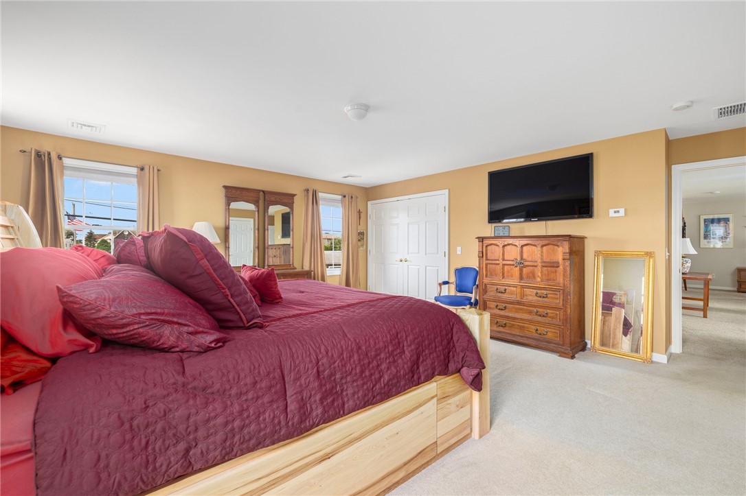69 East Shore Road Narragansett, RI 02882 - Photo 20 of 42 Another view of the master bedroom - this only shows one of the two double closets