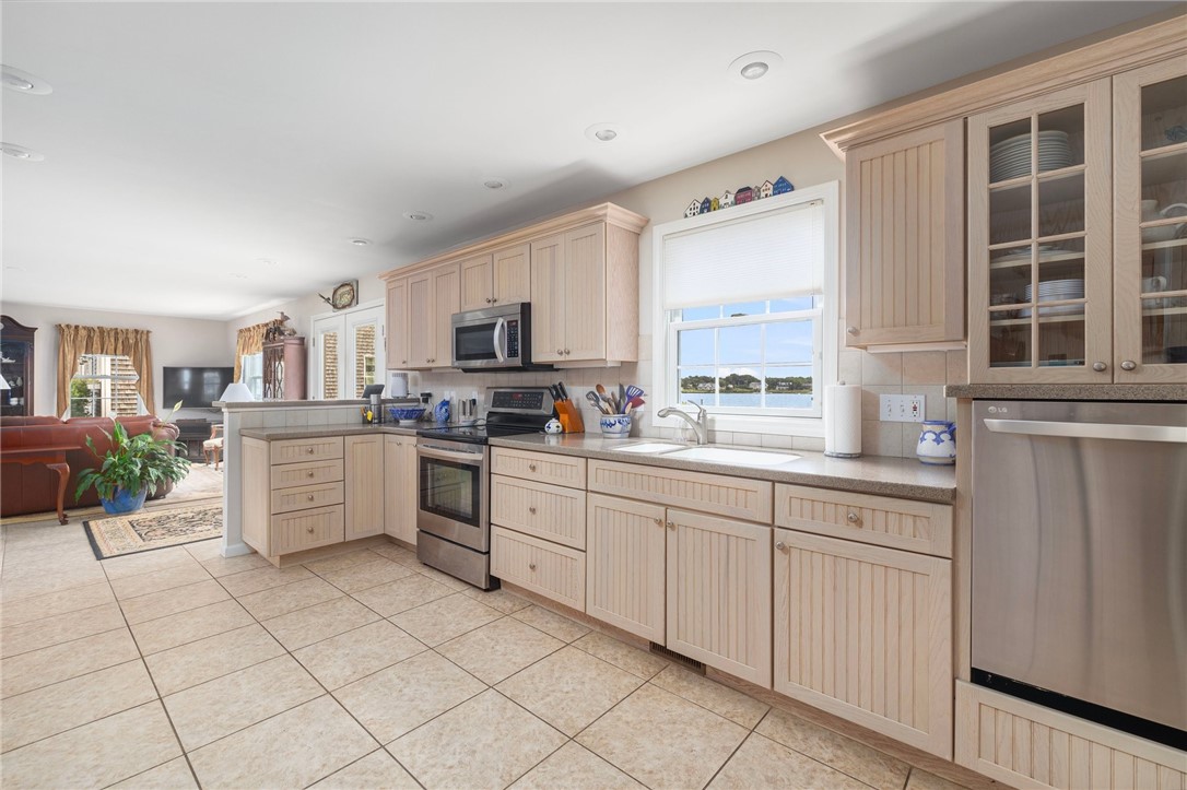 69 East Shore Road Narragansett, RI 02882 - Photo 6 of 42 View from far end of kitchen toward living area
