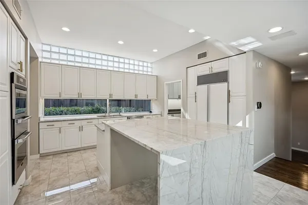 $8,250 | 7030 Blackwood Drive, Dallas, TX 75231