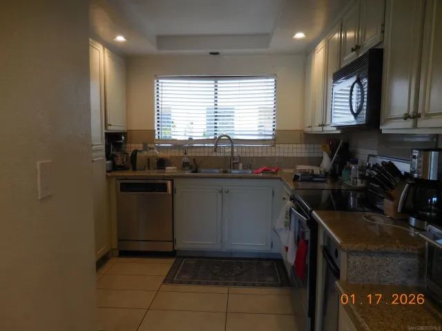 $2,450 | 1937 Alga Road, Unit C, Carlsbad, CA 92009