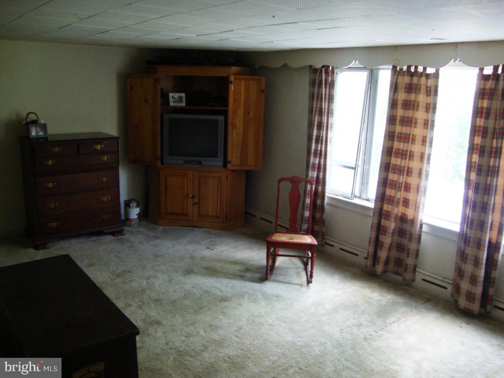 333 Pinkerton Road Mount Joy, PA 17552 - Photo 12 of 14 Gallery Image 12