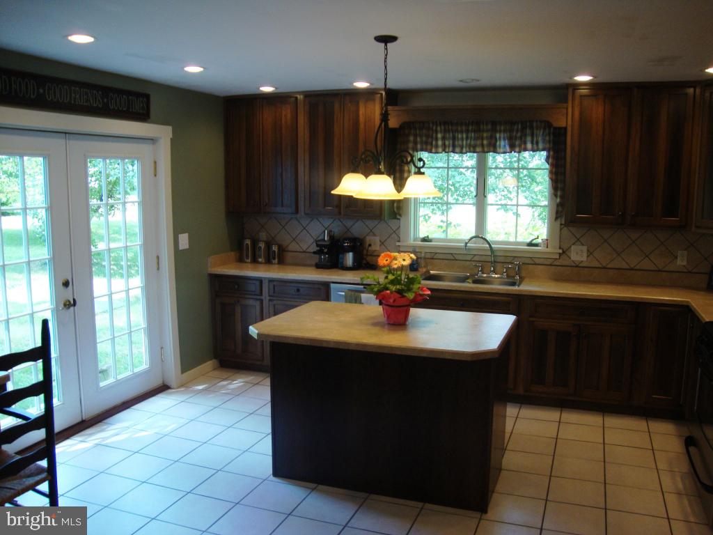 333 Pinkerton Road Mount Joy, PA 17552 - Photo 7 of 14 Gallery Image 7