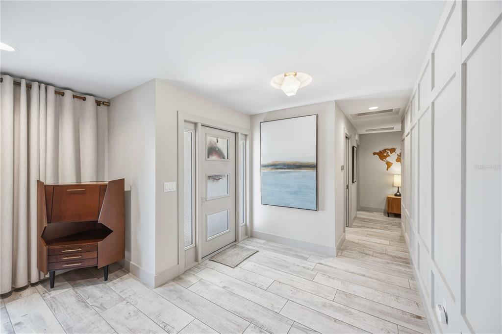 2117 Riviera Drive Sarasota, FL 34232 - Photo 21 of 48