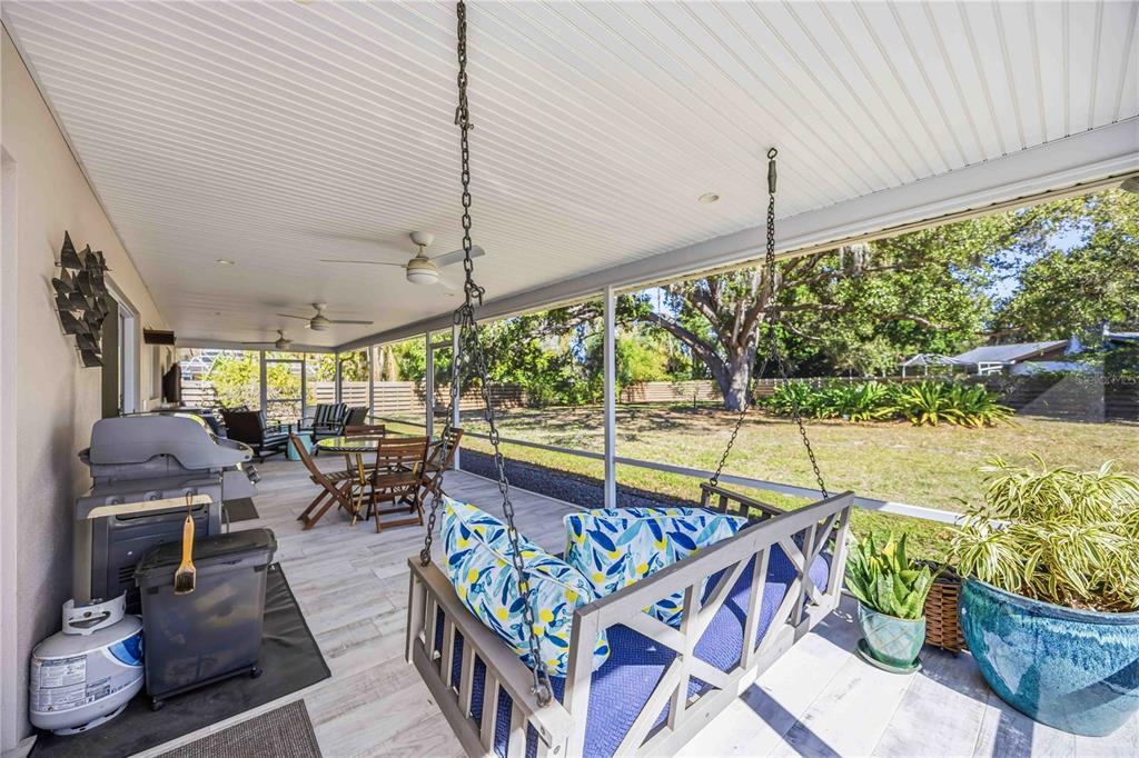 2117 Riviera Drive Sarasota, FL 34232 - Photo 40 of 48