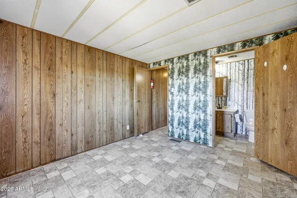 $264,900 | 3580 Power Line Road, Overgaard, AZ 85933