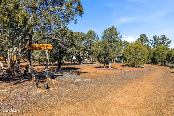 $264,900 | 3580 Power Line Road, Overgaard, AZ 85933