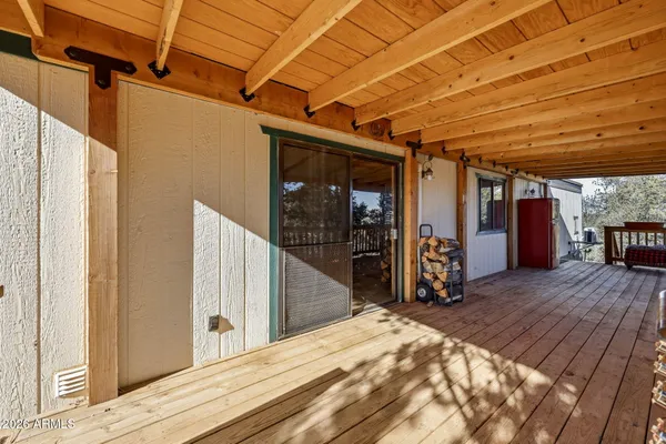 $264,900 | 3580 Power Line Road, Overgaard, AZ 85933