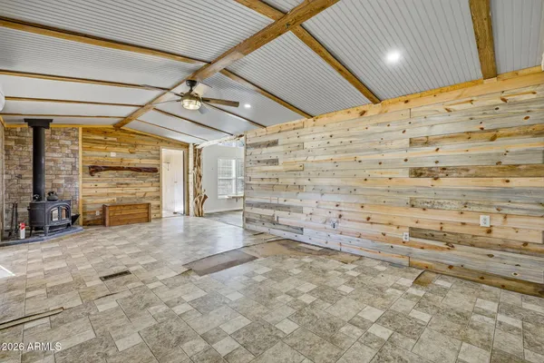 $264,900 | 3580 Power Line Road, Overgaard, AZ 85933