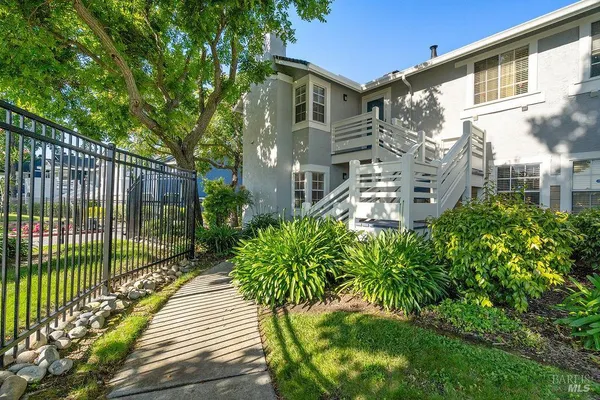 $285,000 | 2915 North Texas Street, Unit 153, Fairfield, CA 94533