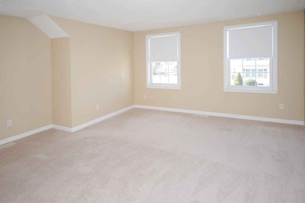 29 Carleton Street, Unit 29 Wareham, MA 02558 - Photo 17 of 29