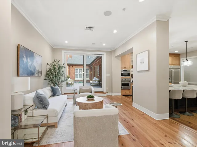 $1,895,000 | 121 East King Street, Lancaster, PA 17603