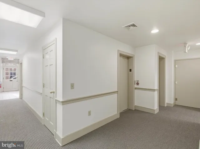 $1,895,000 | 121 East King Street, Lancaster, PA 17603