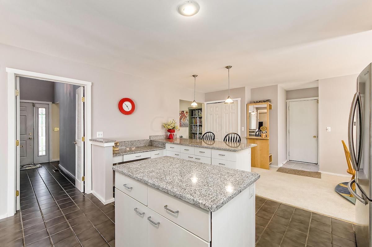 5353 Roscommon Road Dublin, OH 43017 - Photo 17 of 48 Gallery Image 17