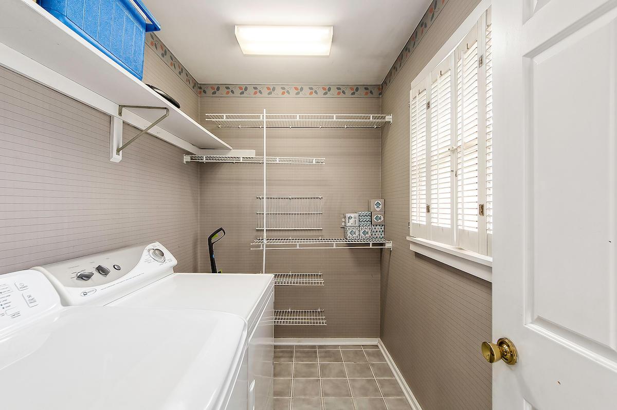5353 Roscommon Road Dublin, OH 43017 - Photo 24 of 48 Gallery Image 24