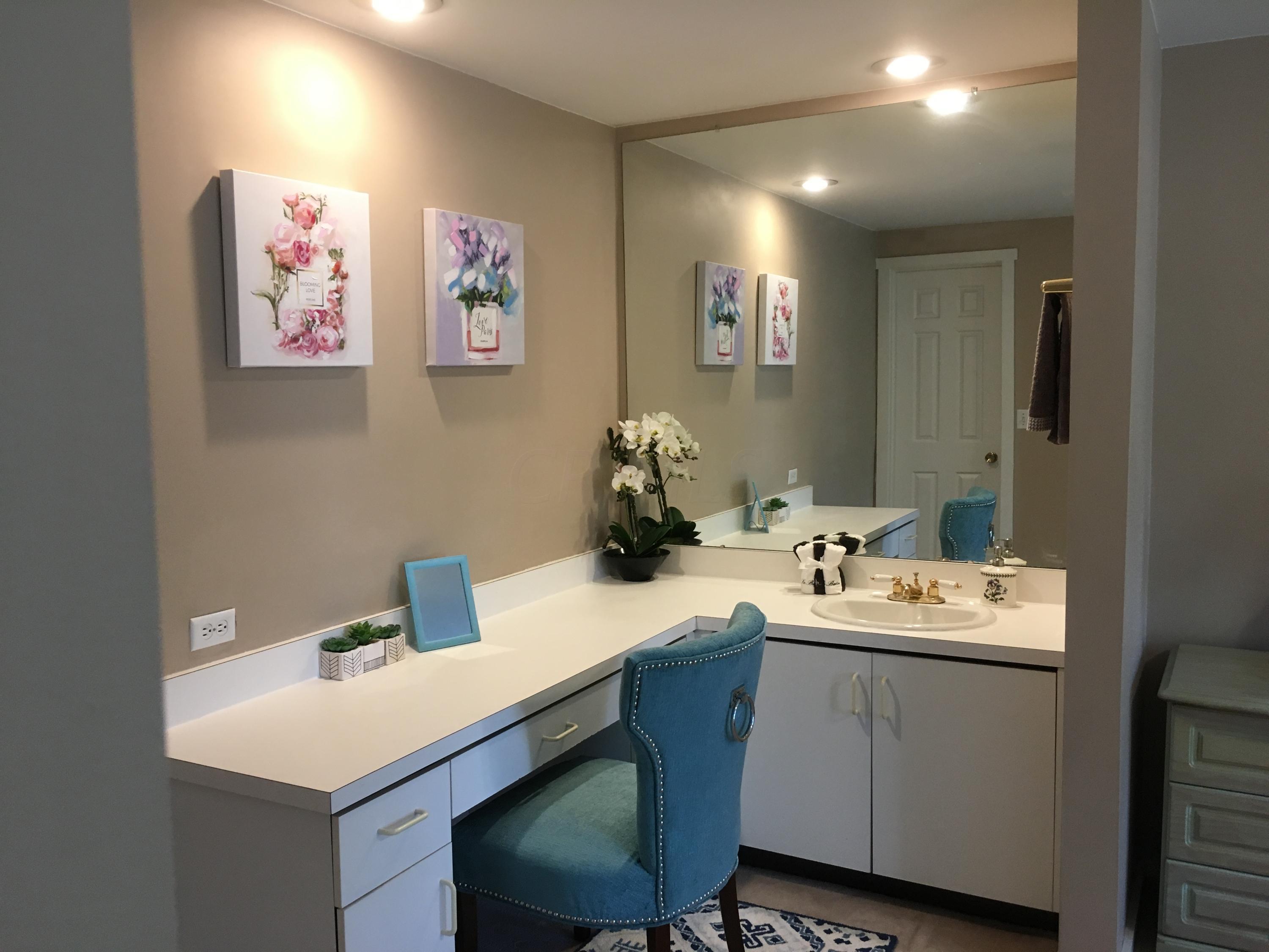 5353 Roscommon Road Dublin, OH 43017 - Photo 28 of 48 Gallery Image 28