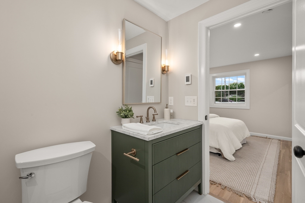 12 Edgewood Road Middleton, MA 01949 - Photo 19 of 42