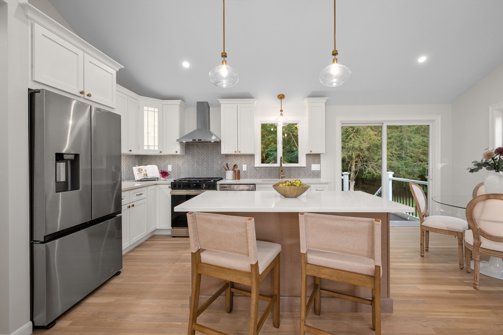 12 Edgewood Road Middleton, MA 01949 - Photo 2 of 42