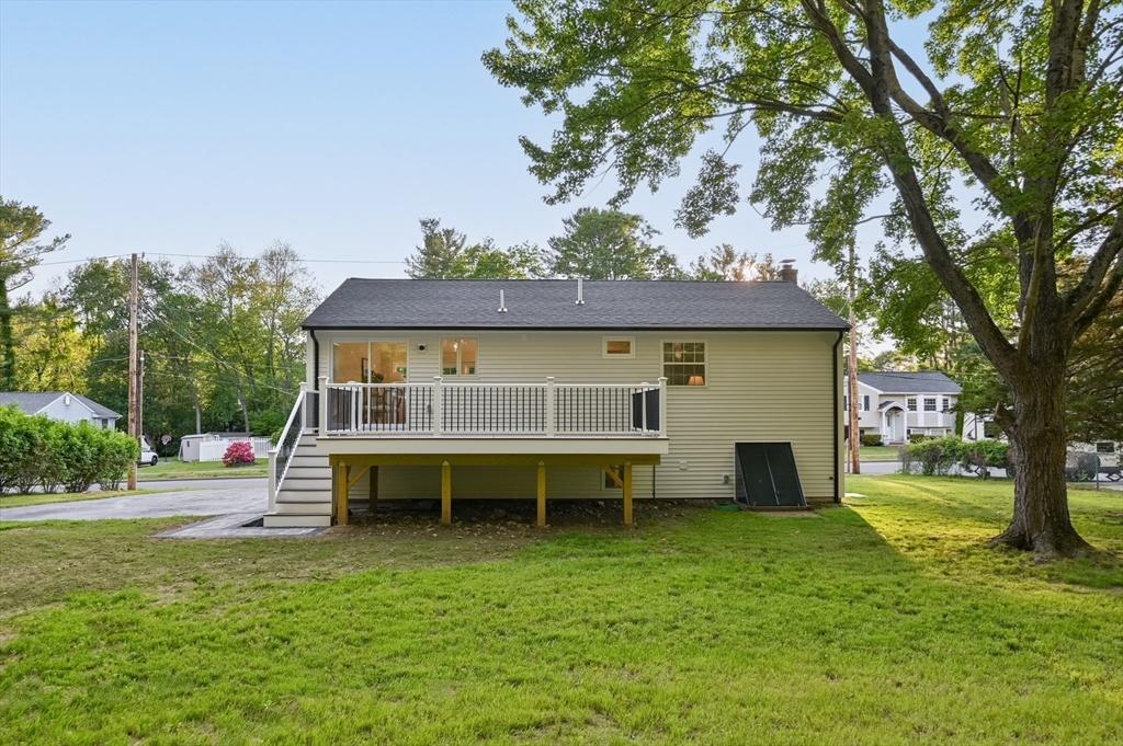 12 Edgewood Road Middleton, MA 01949 - Photo 35 of 42