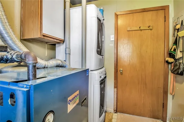 $349,900 | 12848 Oneida Street, Hanover, NY 14081