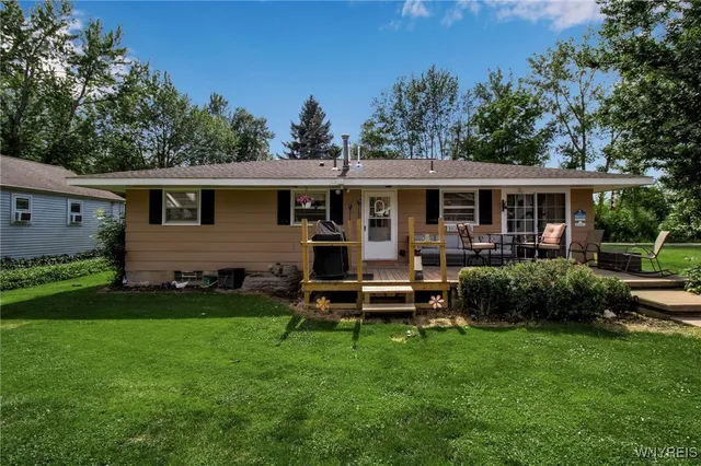 $349,900 | 12848 Oneida Street, Hanover, NY 14081