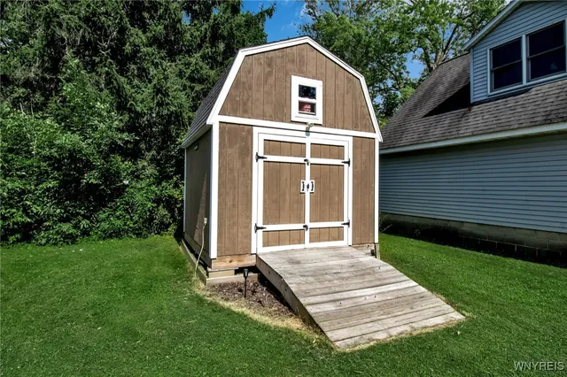 $349,900 | 12848 Oneida Street, Hanover, NY 14081