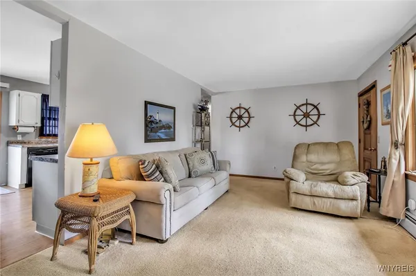 $349,900 | 12848 Oneida Street, Hanover, NY 14081