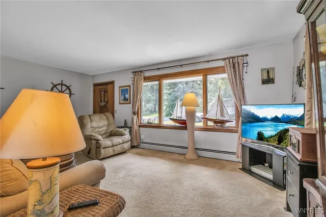 $349,900 | 12848 Oneida Street, Hanover, NY 14081