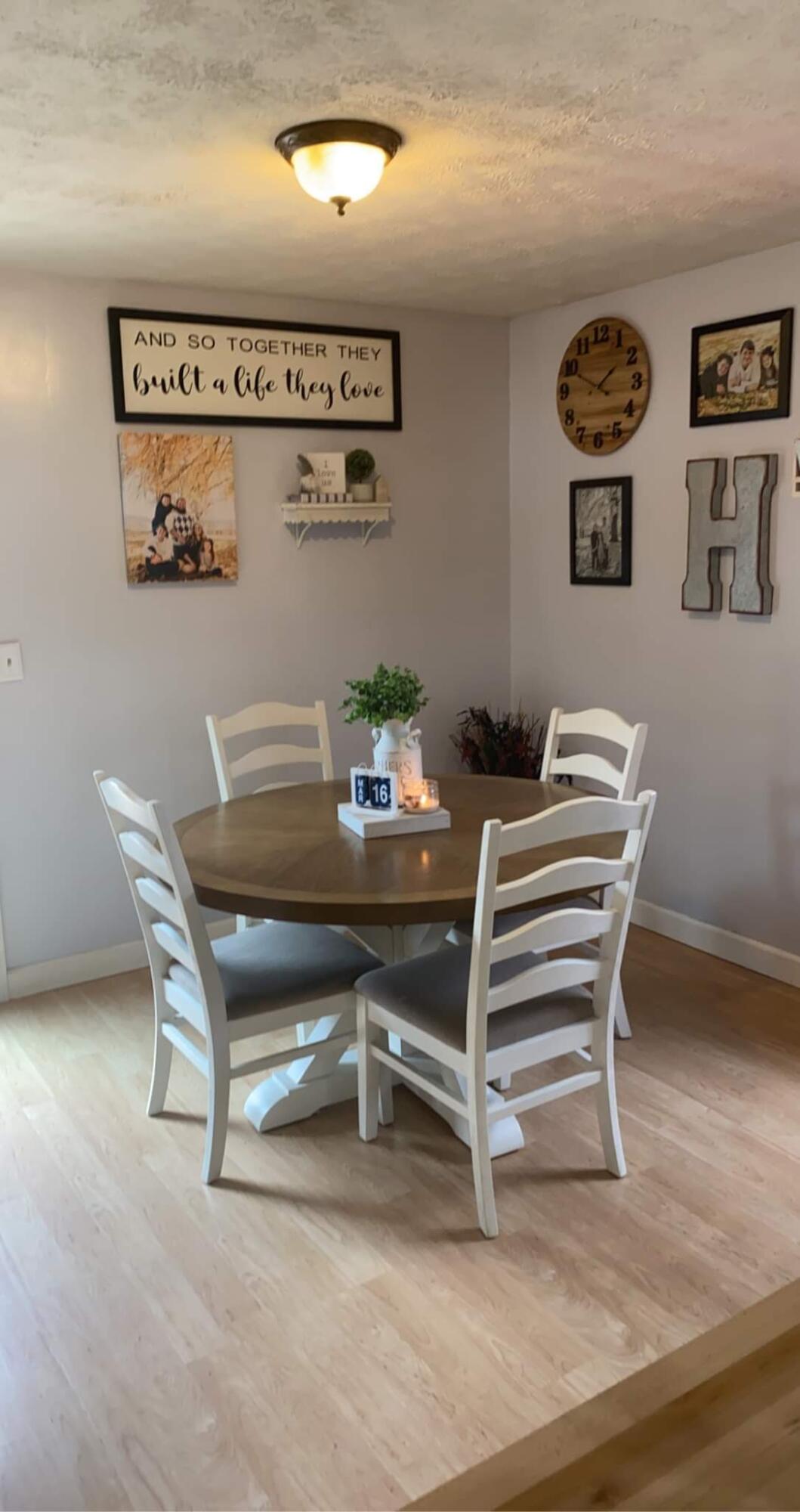 208 Parliament Road Harrogate, TN 37752 - Photo 3 of 12 received_3032425183712972