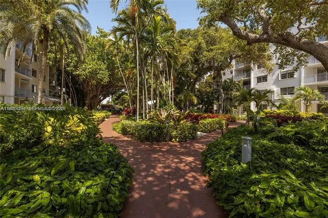 a view of sitting area with lake view