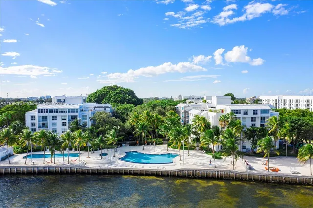 $285,000 | 680 Northeast 64th Street, Unit A516, Miami, FL 33138