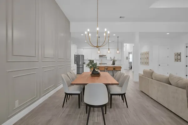 $685,000 | 4792 West Fork Boulevard, Conroe, TX 77304