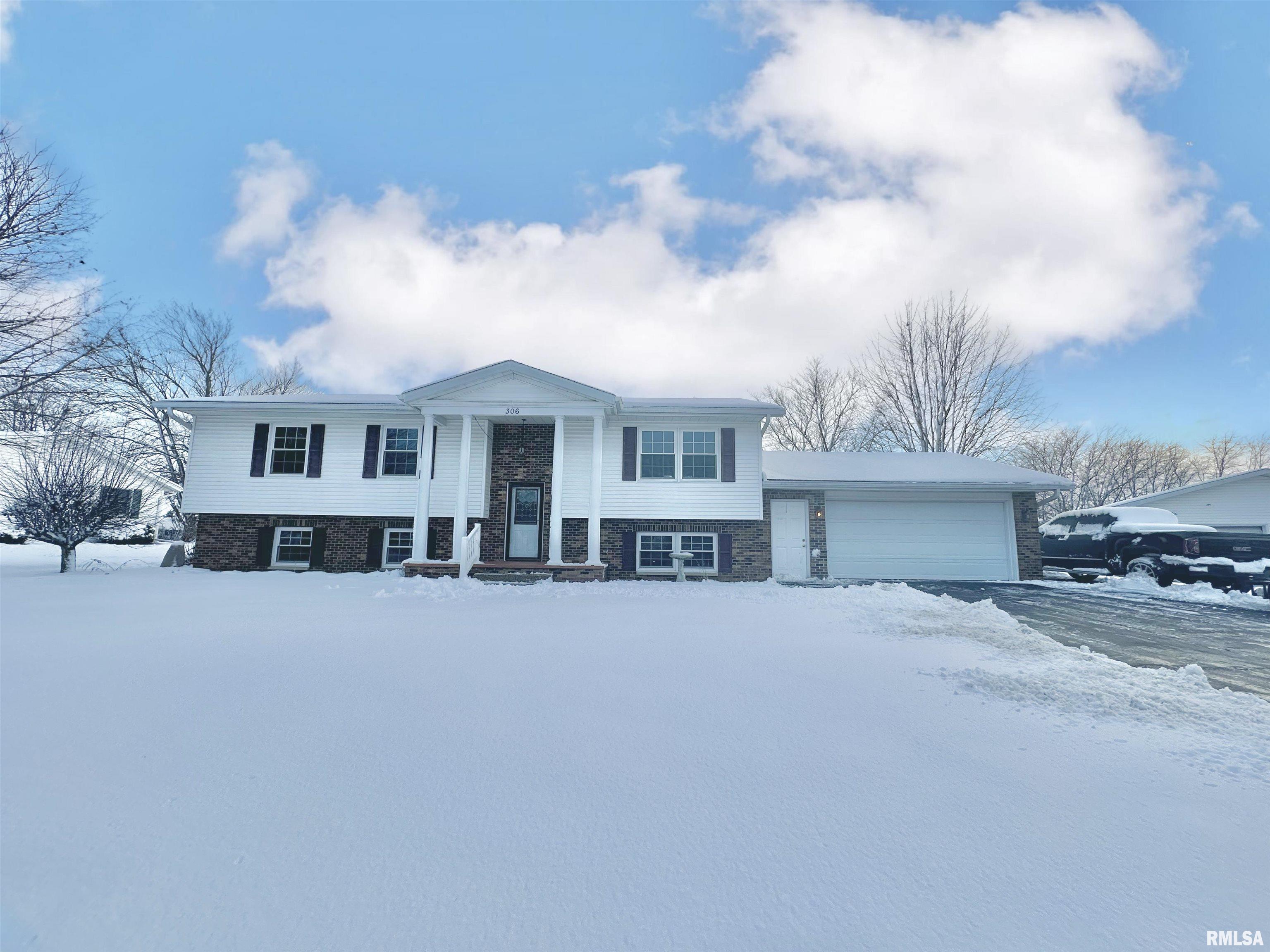 306 Marlane Drive Alpha, IL 61413 - Photo 3 of 34 Gallery Image 3