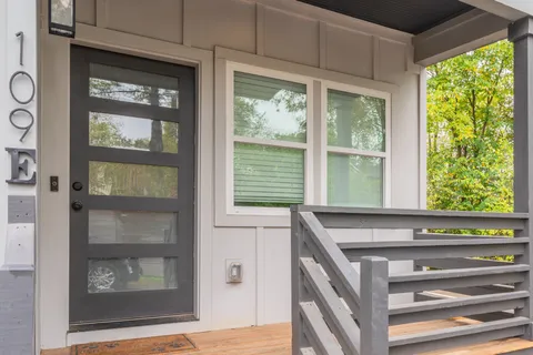 $439,900 | 109 E Duke Street, Nashville, TN 37207