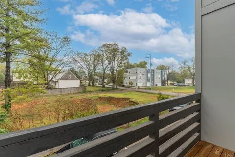 $439,900 | 109 E Duke Street, Nashville, TN 37207