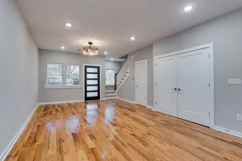 $439,900 | 109 E Duke Street, Nashville, TN 37207