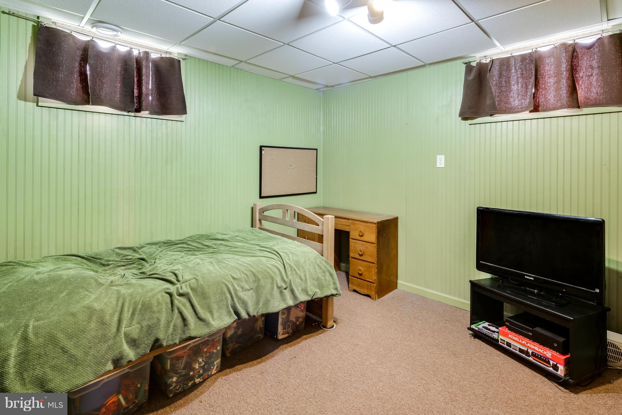 16201 Old Frederick Road Mount Airy, MD 21771 - Photo 22 of 30 Bedroom