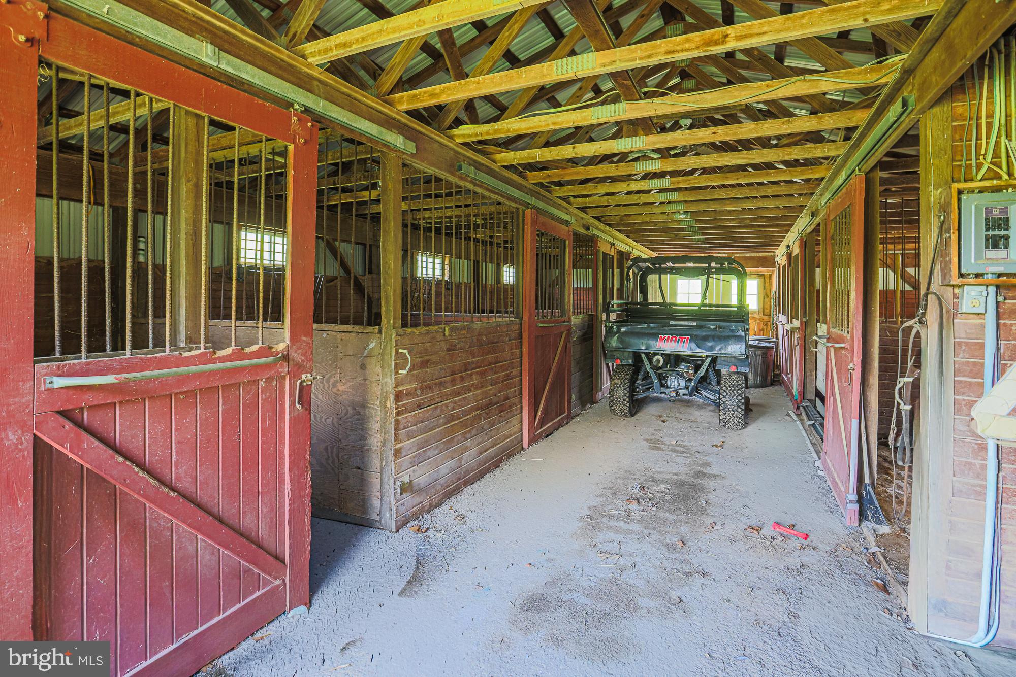 19020 Gunpowder Road Hampstead, MD 21074 - Photo 94 of 109 Shed with stalls
