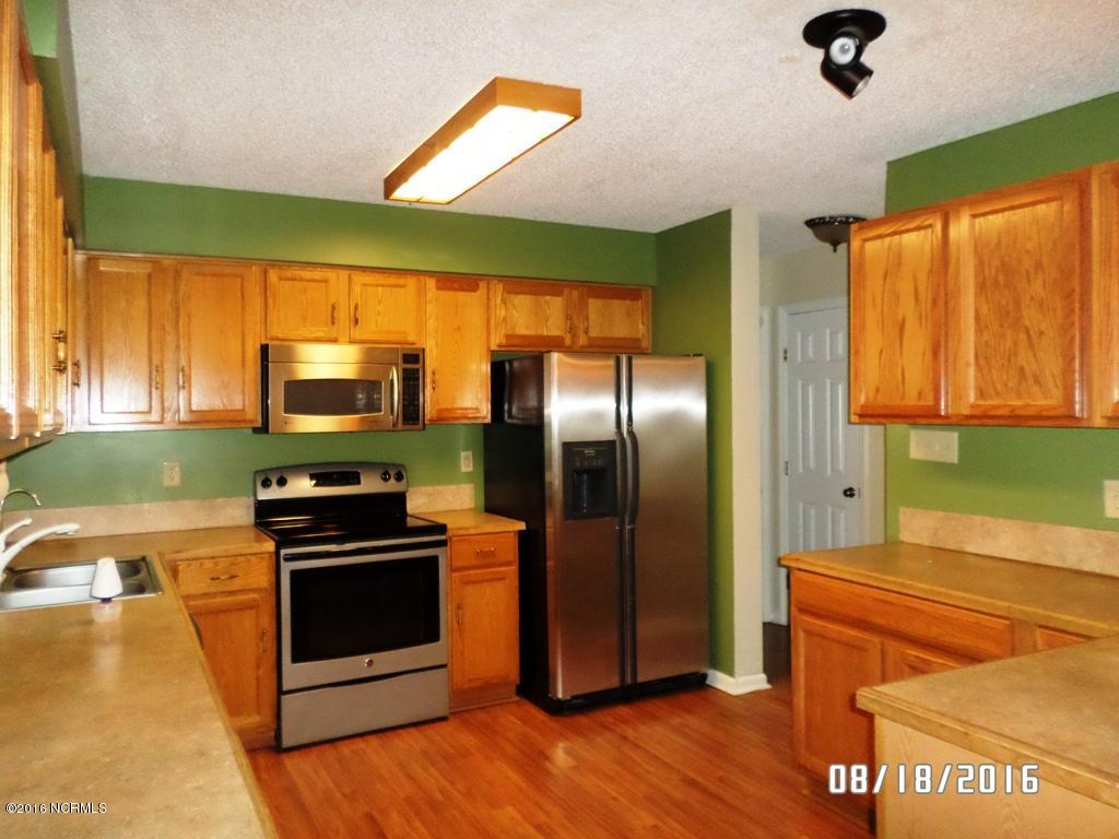 506 Raintree Road Jacksonville, NC 28540 - Photo 12 of 36 SAM_4453