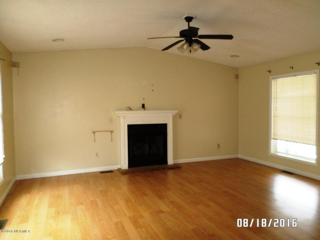 506 Raintree Road Jacksonville, NC 28540 - Photo 13 of 36 SAM_4433