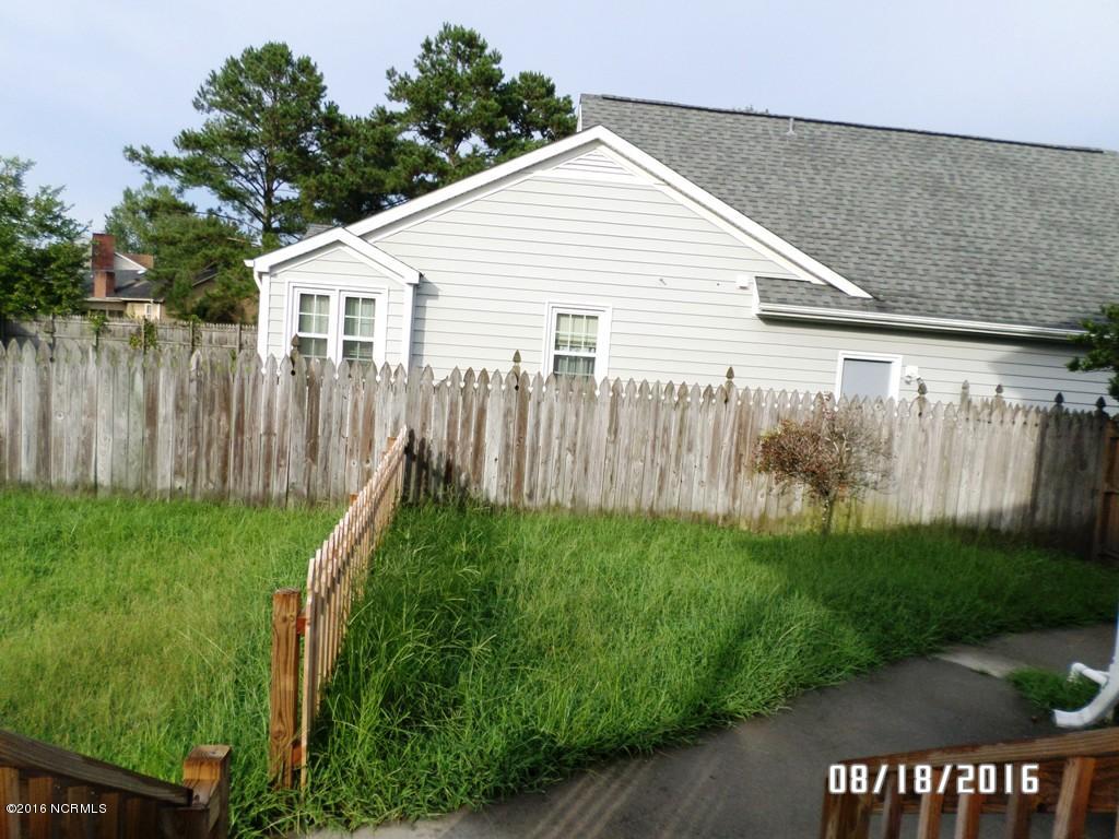 506 Raintree Road Jacksonville, NC 28540 - Photo 33 of 36 SAM_4455