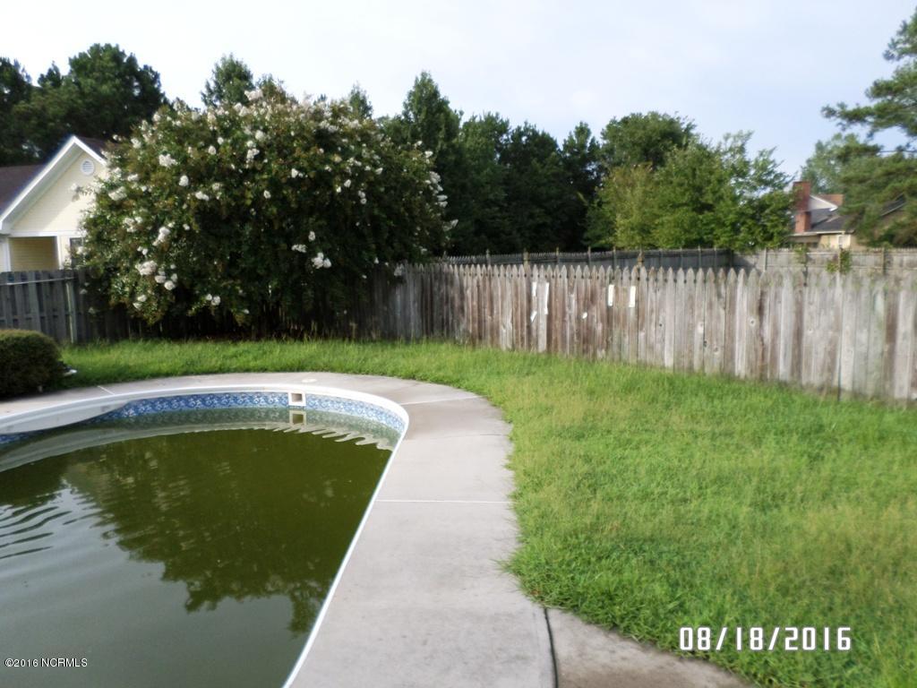 506 Raintree Road Jacksonville, NC 28540 - Photo 34 of 36 SAM_4456