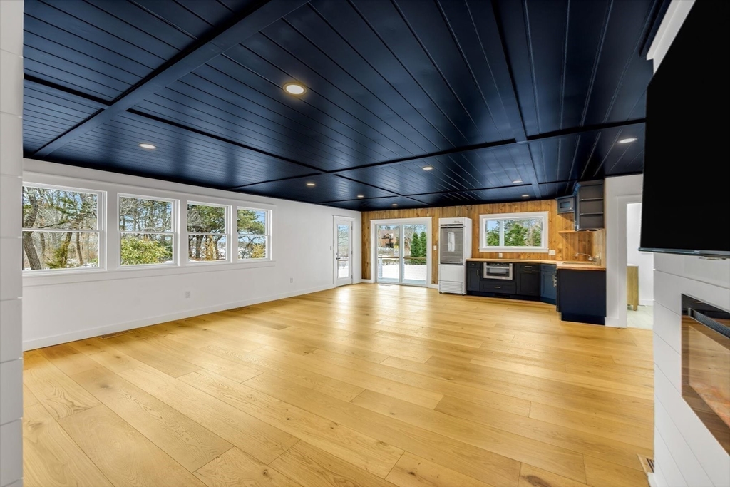 531 Menauhant Road Falmouth, MA 02536 - Photo 22 of 42