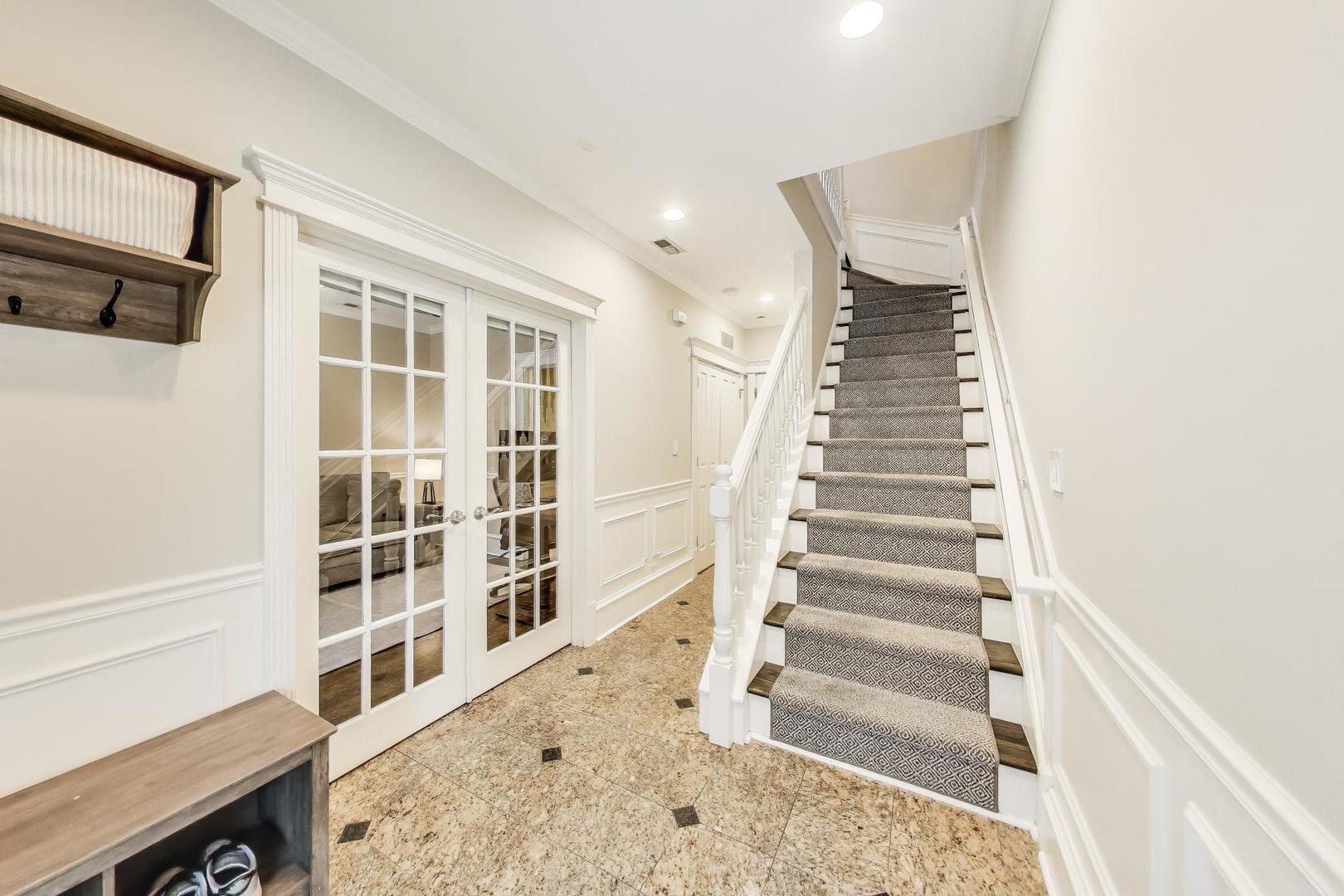 1910 West Addison Street, Unit F Chicago, IL 60613 - Photo 22 of 41