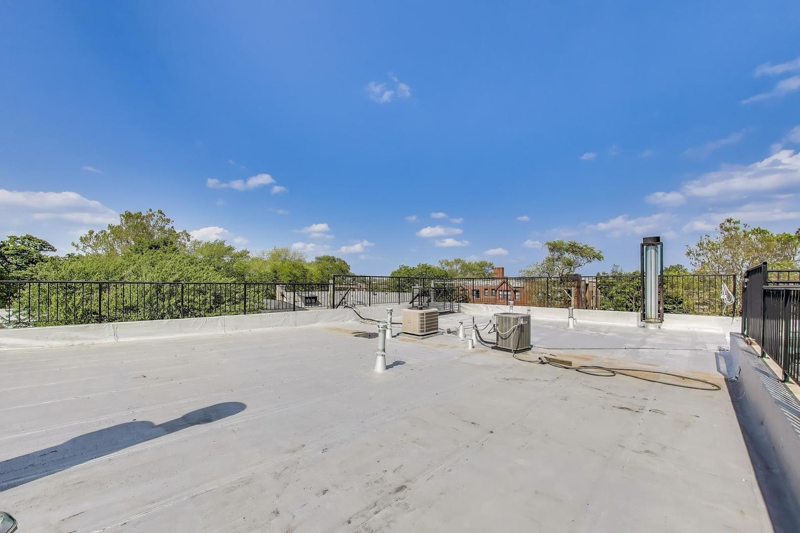 1910 West Addison Street, Unit F Chicago, IL 60613 - Photo 33 of 41