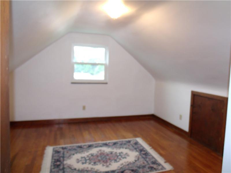 1372 Hamilton Road Castle Shannon, PA 15234 - Photo 10 of 14 Bedroom.